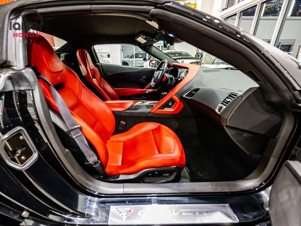 Chevrolet Corvette Z06 2LZ DECAPOTABLE 2017 à Lachenaie, Québec - 14 - w1024h768px