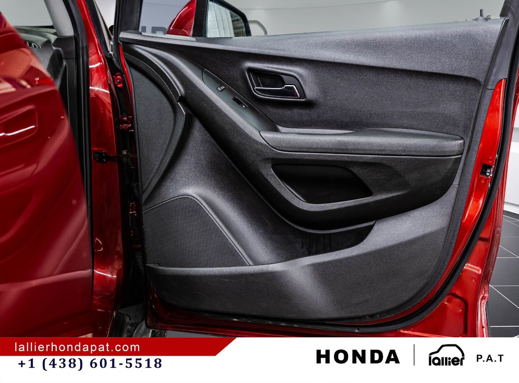2019 Chevrolet Trax LT in Montreal, Quebec - 16 - w1024h768px