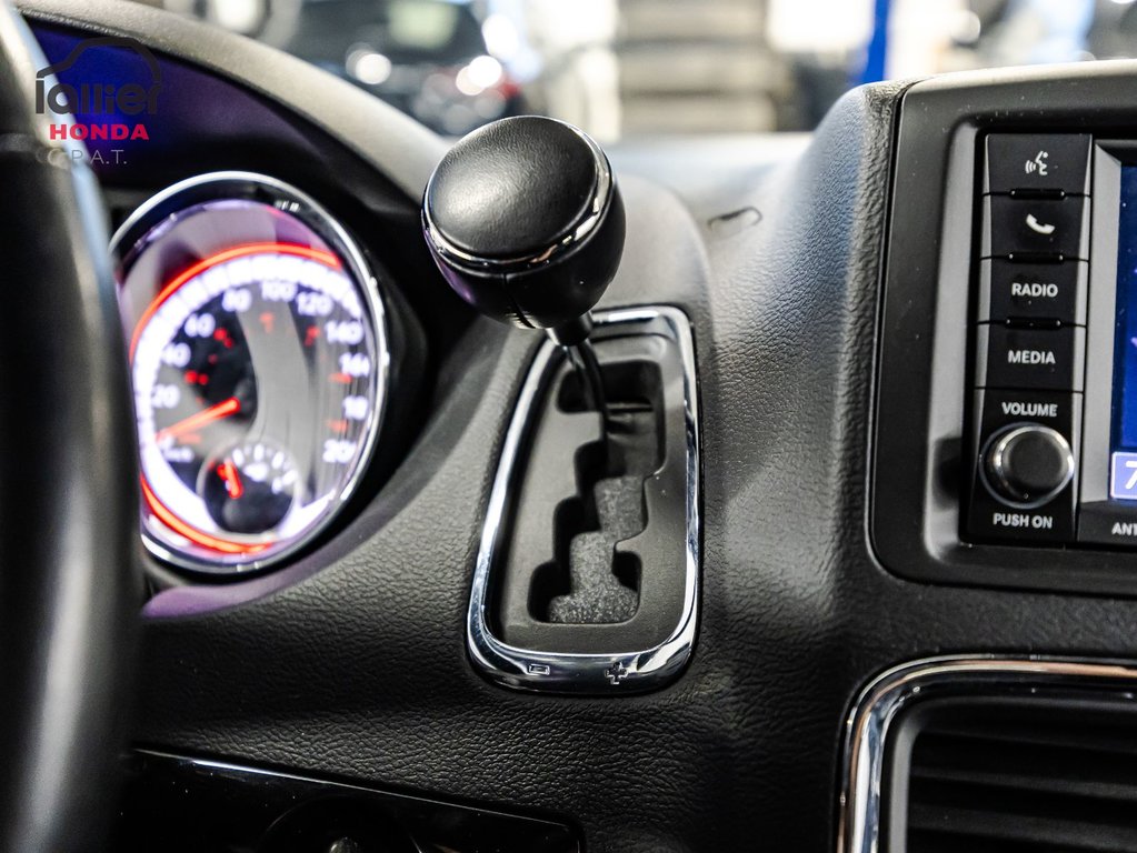 Dodge Grand Caravan Premium Plus 1 proprio 2020 à , Québec - 26 - w1024h768px