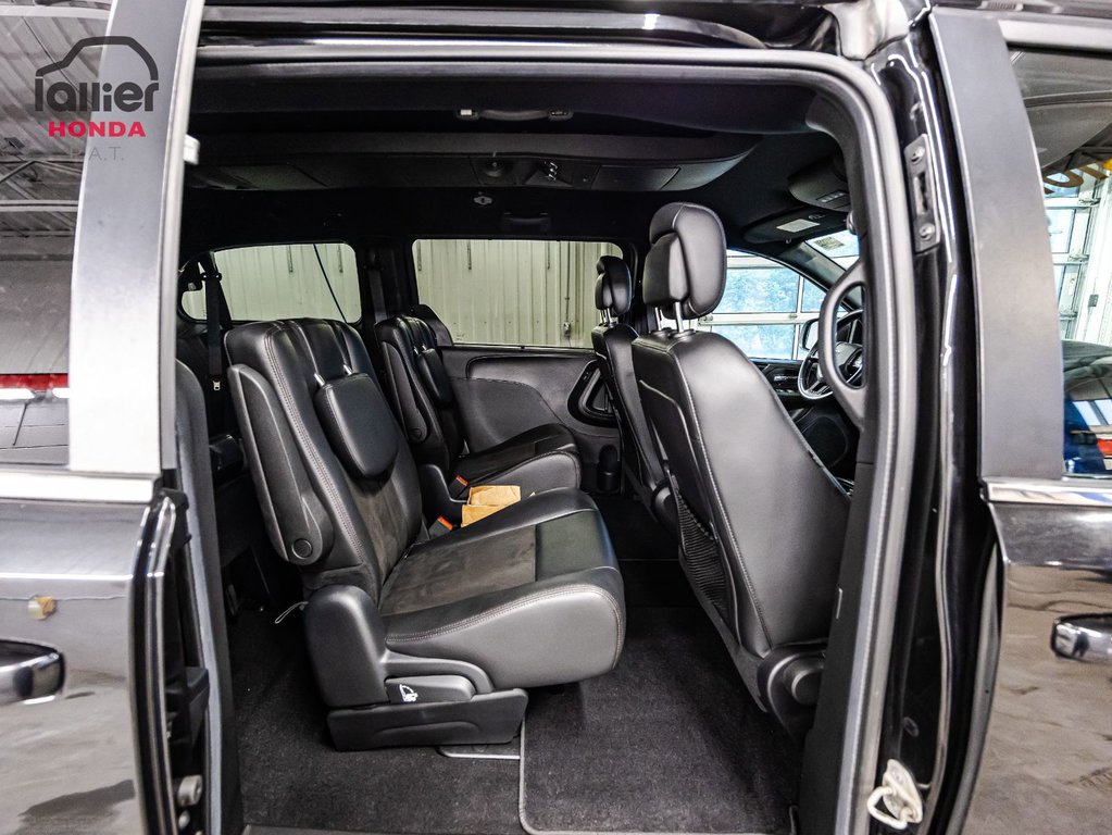 Dodge Grand Caravan Premium Plus 1 proprio 2020 à , Québec - 17 - w1024h768px
