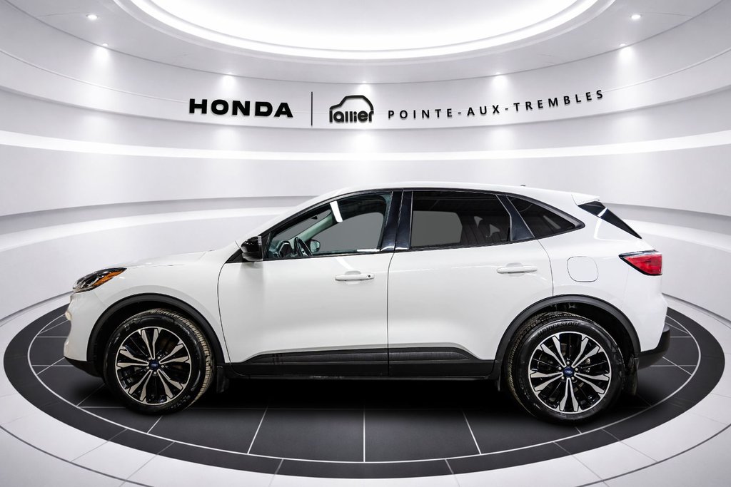Ford Escape SE Hybrid 2021 à Montréal, Québec - 4 - w1024h768px