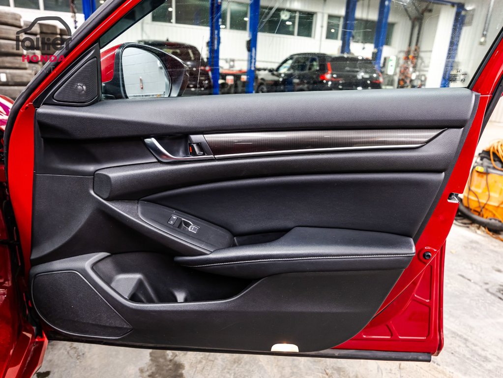 Honda Accord Sedan Sport manuelle rare sur le marché 2018 à Lachenaie, Québec - 15 - w1024h768px