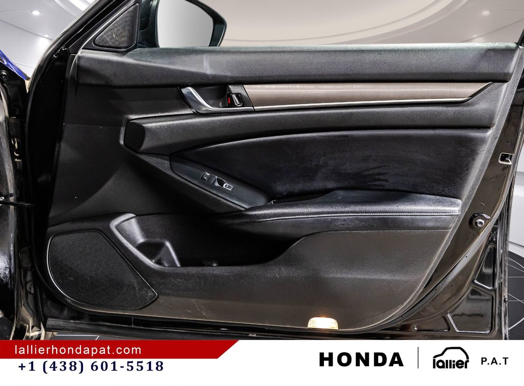2018 Honda Accord Sedan LX in Montréal, Quebec - 16 - w1024h768px