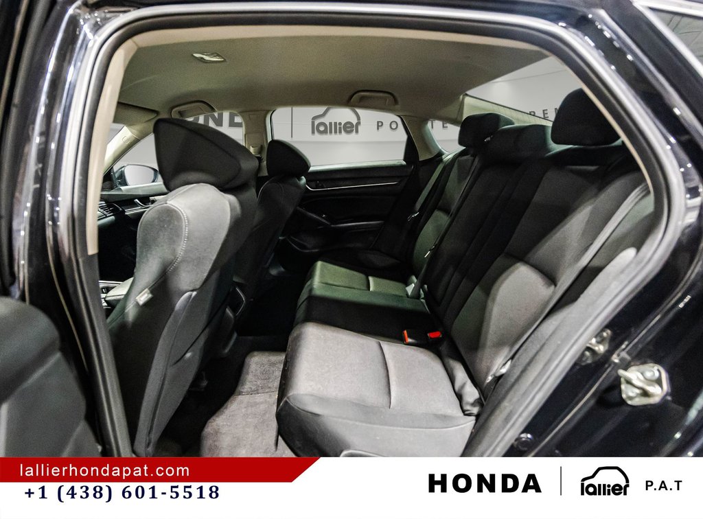 2018 Honda Accord Sedan LX in Montréal, Quebec - 13 - w1024h768px