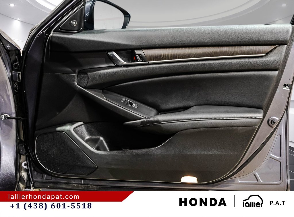 Honda Accord Sedan Touring 2019 à Montréal, Québec - 17 - w1024h768px