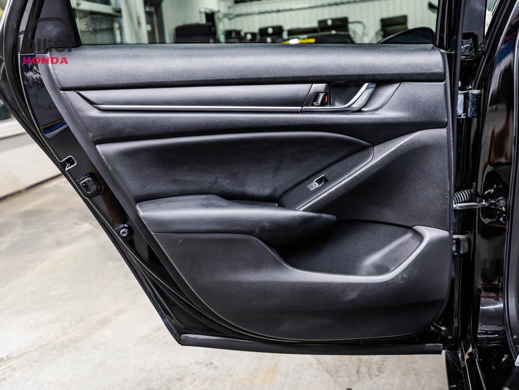2021 Honda Accord Sedan Sport JAMAIS ACCIDENTÉ RETOUR DE LOCATION in Montreal, Quebec - 12 - w1024h768px