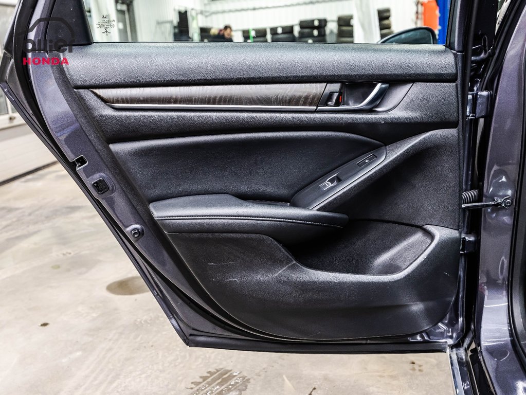 Honda Accord Sedan Touring 2022 à Montréal, Québec - 13 - w1024h768px