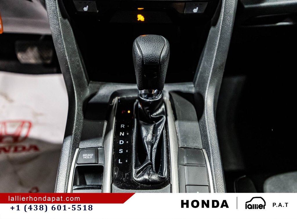 2017 Honda Civic Hatchback LX in Montreal, Quebec - 23 - w1024h768px