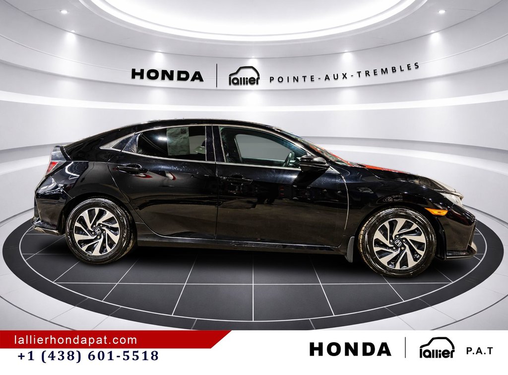 2017 Honda Civic Hatchback LX in Montreal, Quebec - 8 - w1024h768px