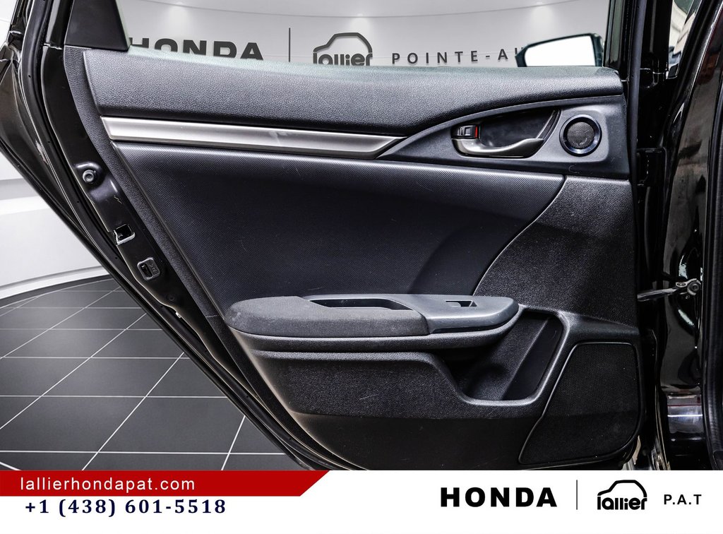 Honda Civic Hatchback Sport 2018 à Montréal, Québec - 13 - w1024h768px