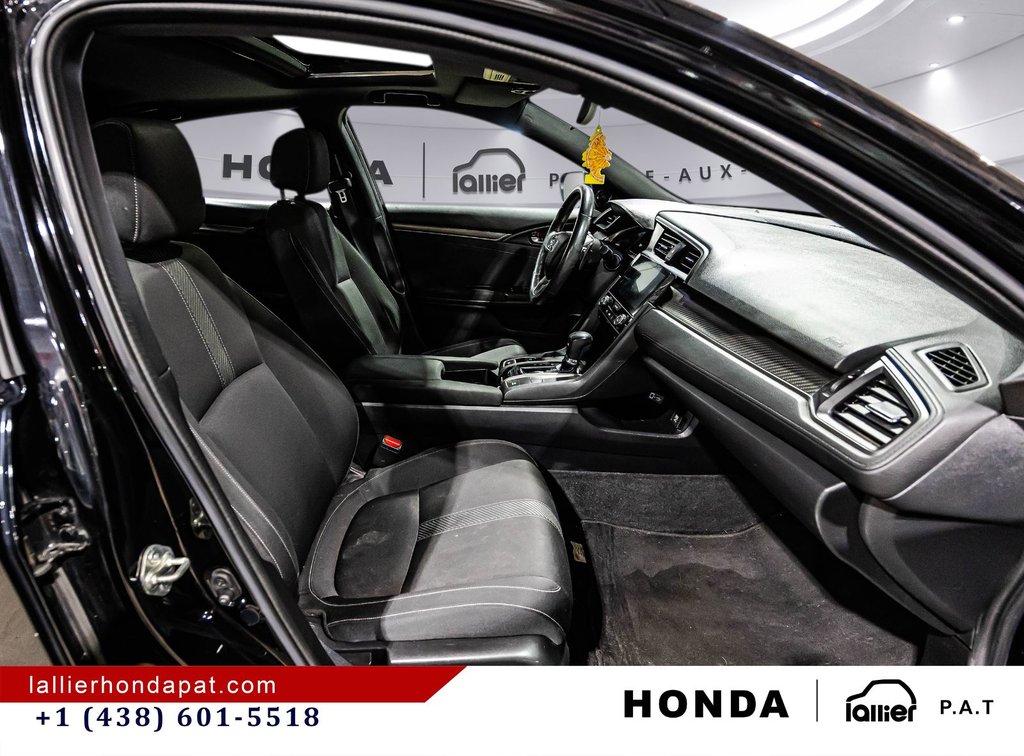 2018 Honda Civic Hatchback Sport in Montreal, Quebec - 18 - w1024h768px