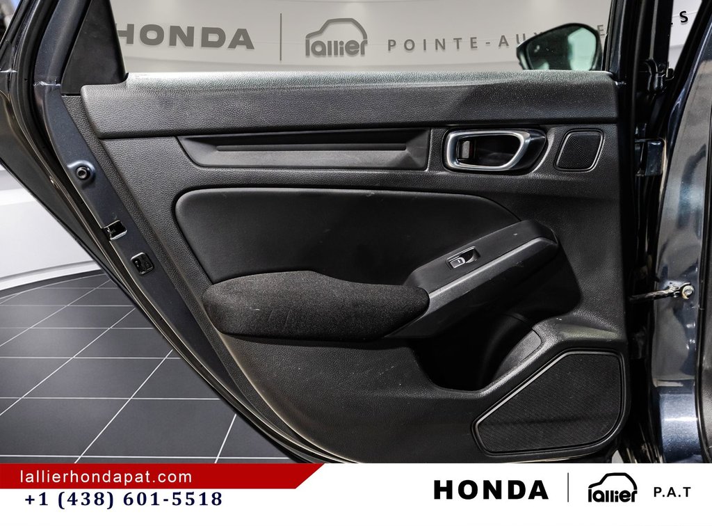 Honda Civic Hatchback Sport 2022 à Montréal, Québec - 12 - w1024h768px