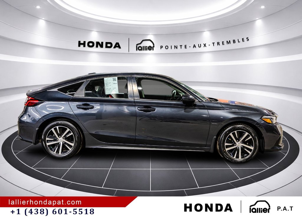 2022 Honda Civic Hatchback LX in Montreal, Quebec - 8 - w1024h768px