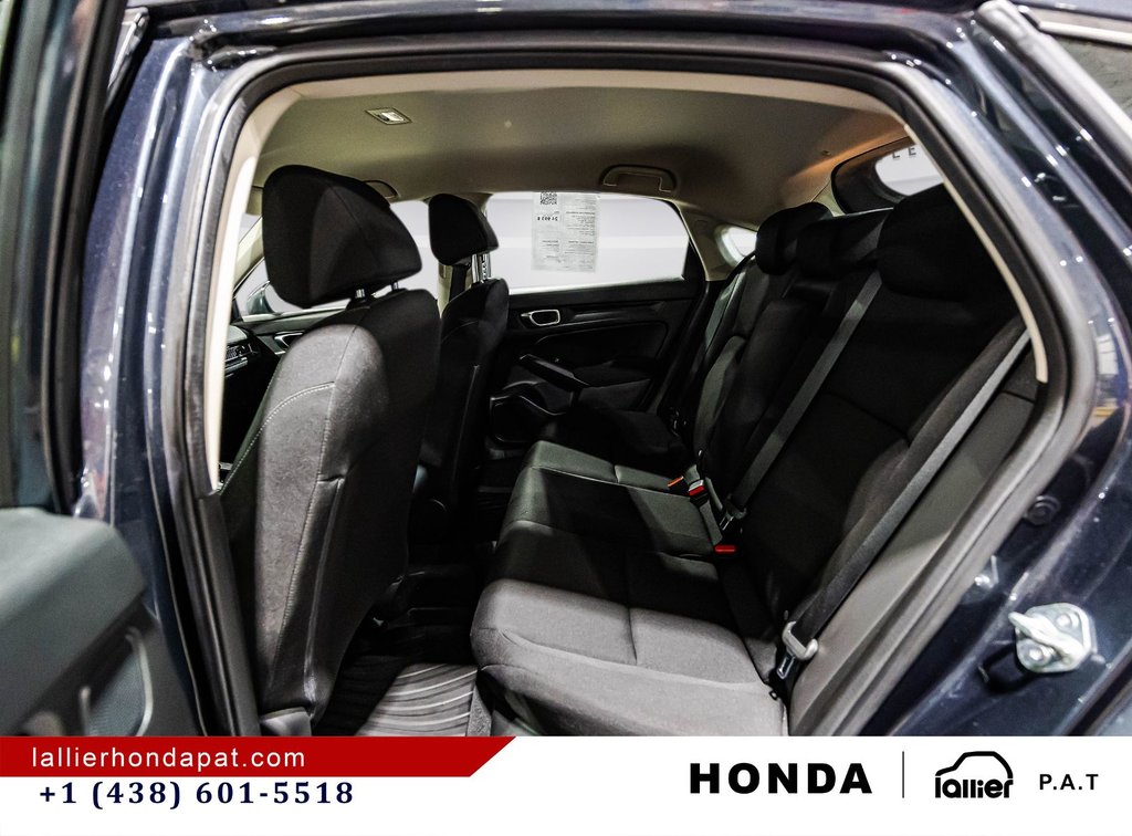 2022 Honda Civic Hatchback LX in Montreal, Quebec - 13 - w1024h768px