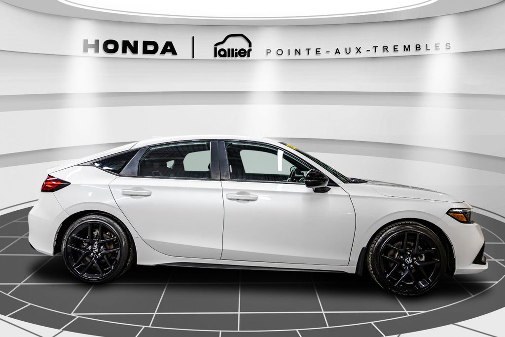 2023 Honda Civic Hatchback Sport 1 proprio jamais accidenté in Montreal, Quebec - 8 - w1024h768px