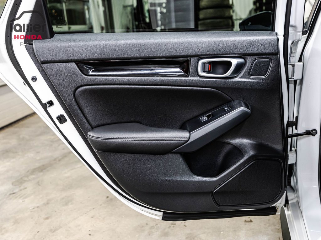 2023 Honda Civic Hatchback Sport Touring in , Quebec - 13 - w1024h768px