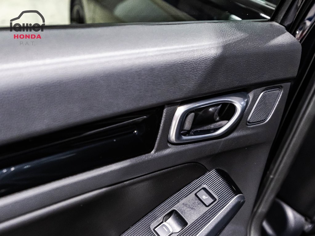 Honda Civic Hatchback SPORT TOURING 2023 à Montréal, Québec - 12 - w1024h768px