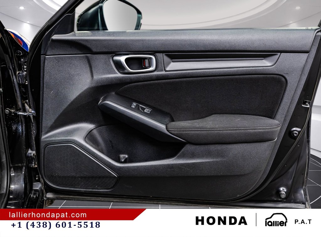2023 Honda CIVIC HB SPORT Sport in Montreal, Quebec - 16 - w1024h768px