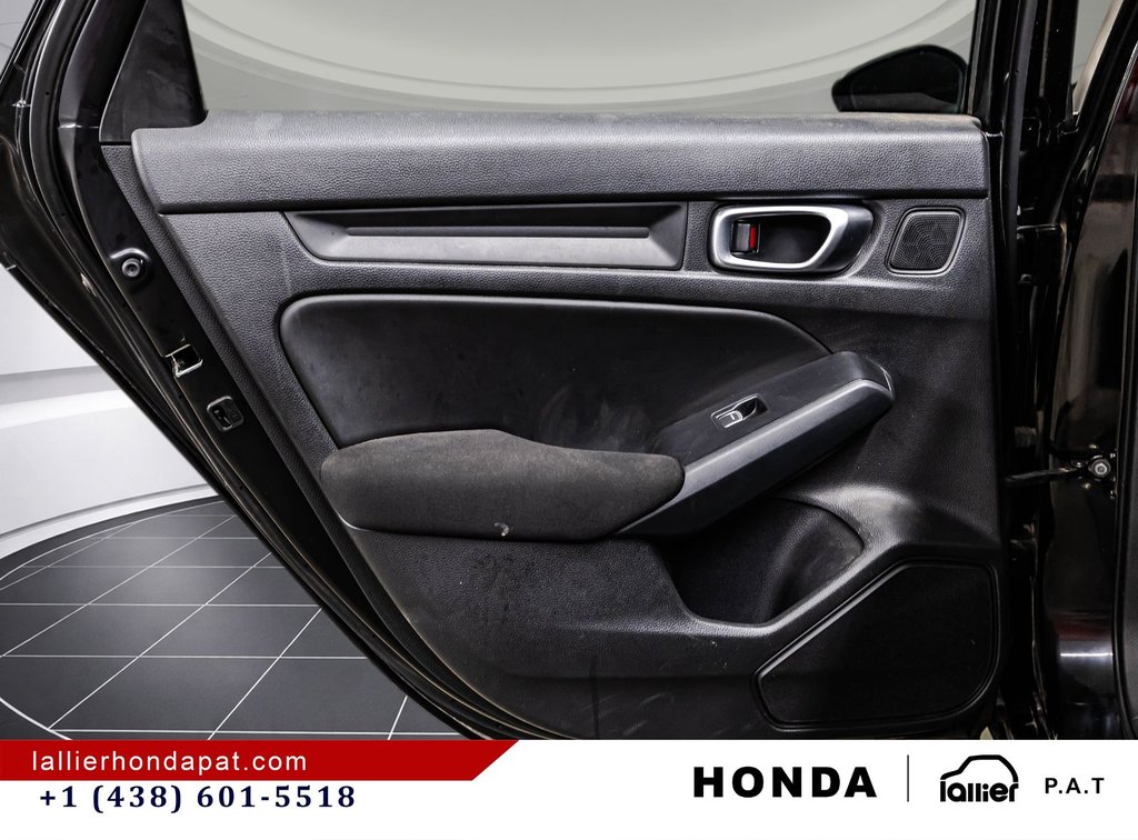 2023 Honda CIVIC HB SPORT Sport in Montreal, Quebec - 12 - w1024h768px