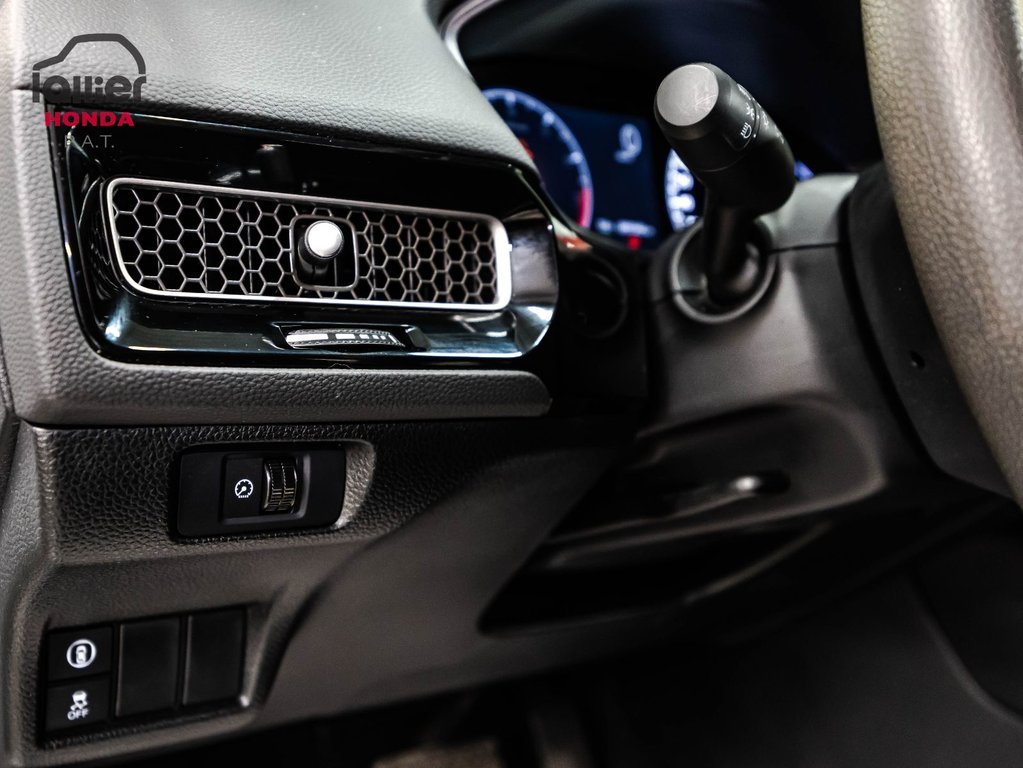 2023 Honda Civic Sdn LX-B in Montreal, Quebec - 17 - w1024h768px