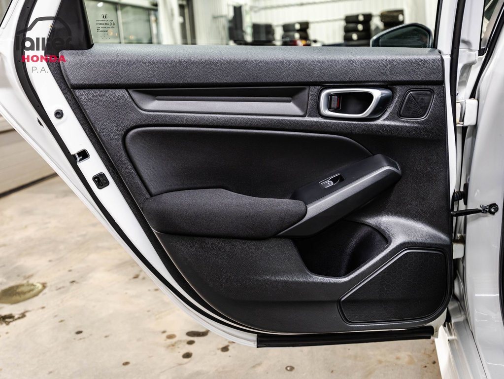 2023 Honda Civic Sdn LX-B in Montreal, Quebec - 10 - w1024h768px