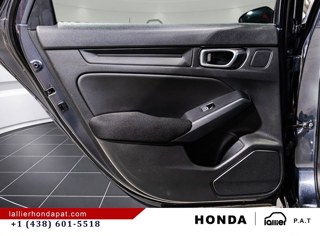 Honda Civic Sdn Sport 2023 à Montréal, Québec - 12 - w1024h768px