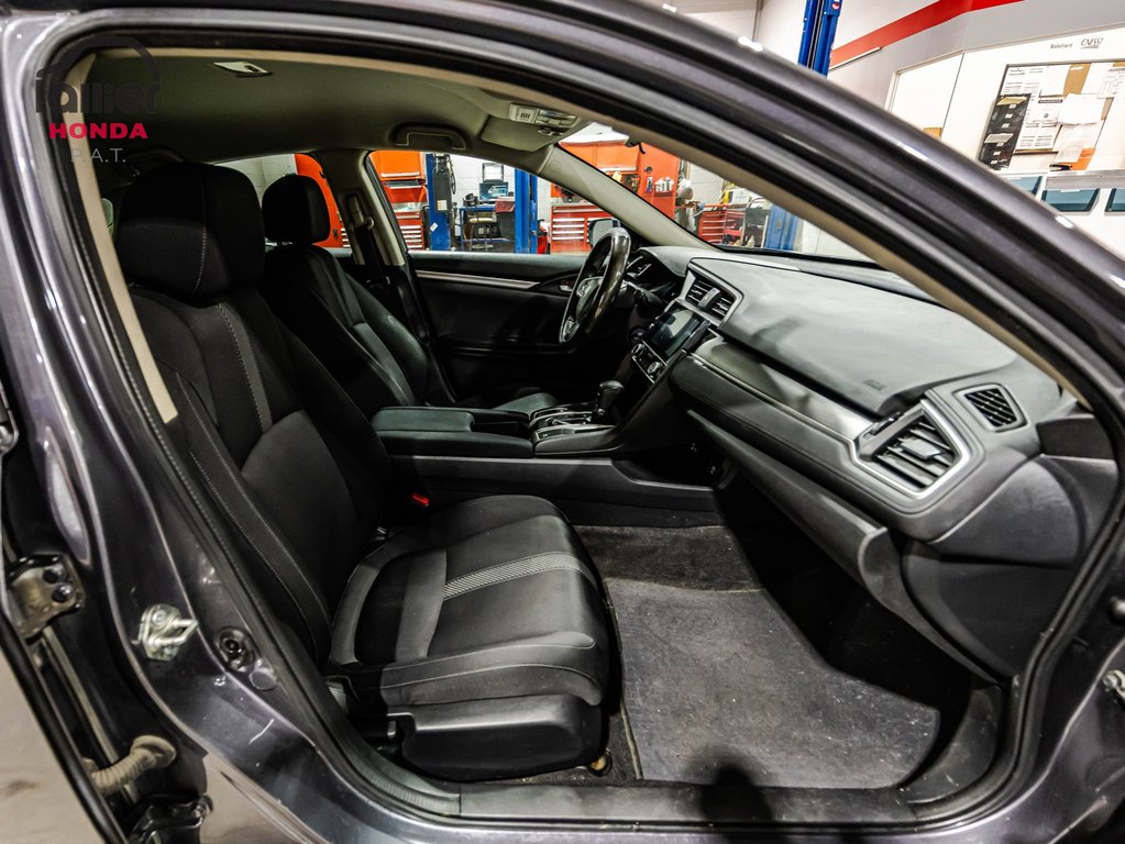 Honda Civic Sedan LX 2016 à Montréal, Québec - 17 - w1024h768px