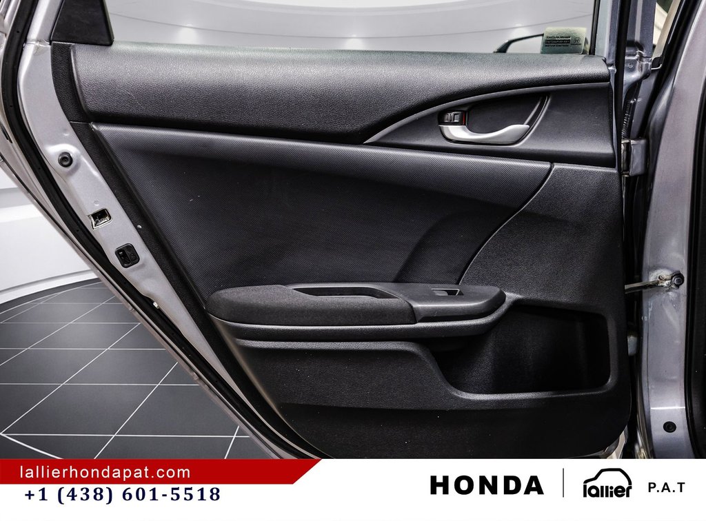 2016 Honda Civic Sedan LX in Montréal, Quebec - 10 - w1024h768px