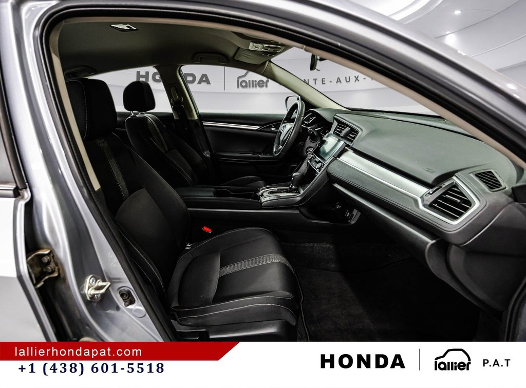 2016 Honda Civic Sedan LX in Montréal, Quebec - 15 - w1024h768px
