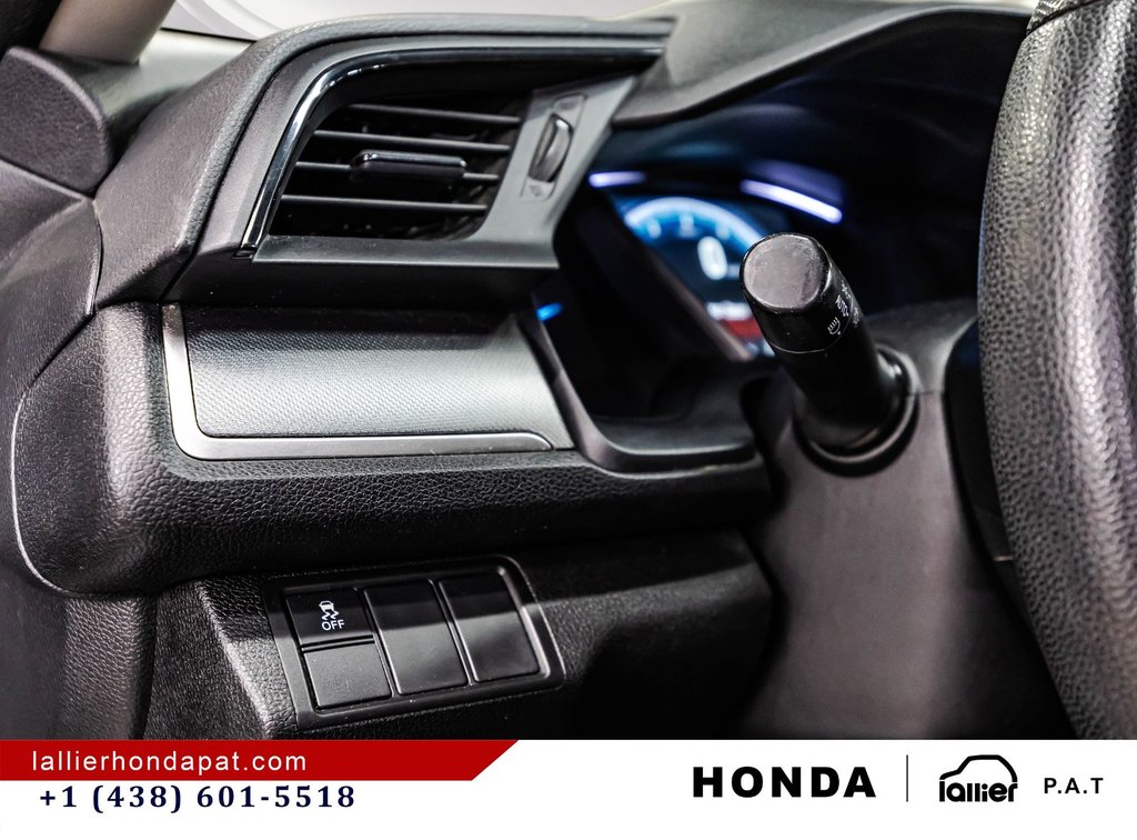 2016 Honda Civic Sedan LX in Montréal, Quebec - 18 - w1024h768px