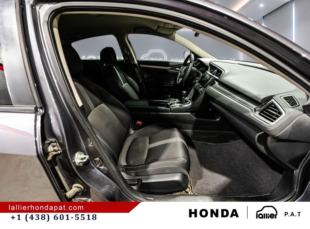 2016 Honda Civic Sedan LX in Montréal, Quebec - 17 - w1024h768px