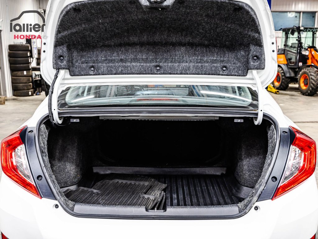 Honda Civic Sedan SE MSGS ET DEMARREUR 2018 à , Québec - 16 - w1024h768px