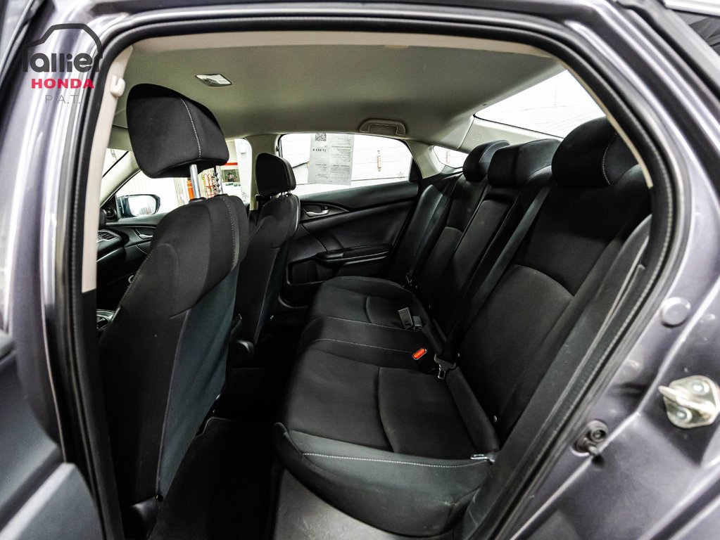 2018 Honda Civic Sedan SE in Montreal, Quebec - 14 - w1024h768px