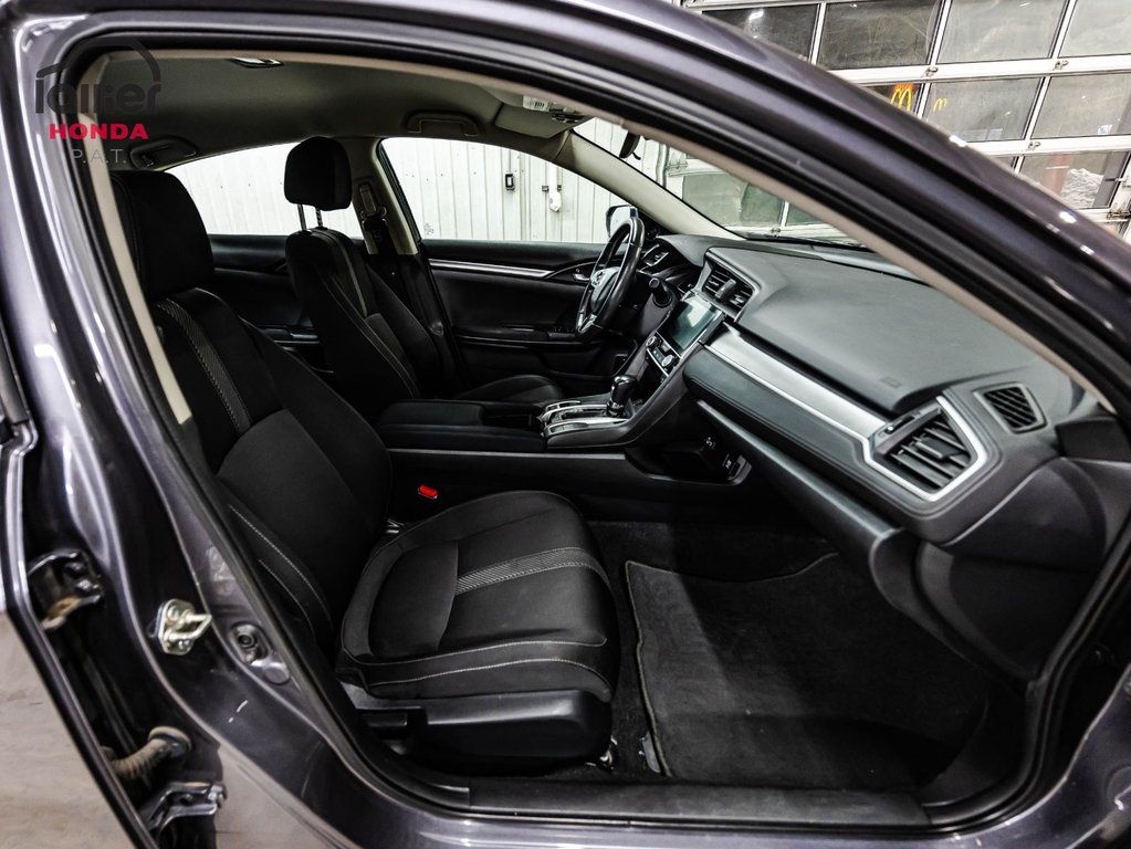 2018 Honda Civic Sedan SE in Montreal, Quebec - 18 - w1024h768px