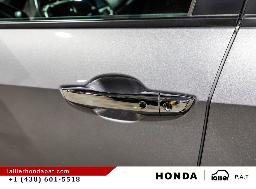 2018 Honda Civic Sedan Touring in Montréal, Quebec - 11 - w1024h768px