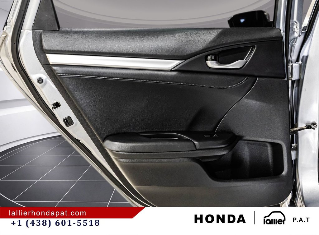 2018 Honda Civic Sedan Touring in Montréal, Quebec - 13 - w1024h768px