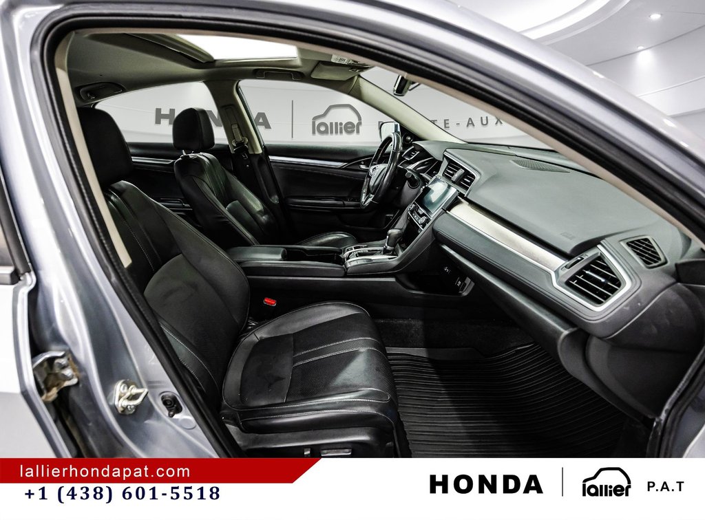 Honda Civic Sedan Touring 2018 à Montréal, Québec - 18 - w1024h768px