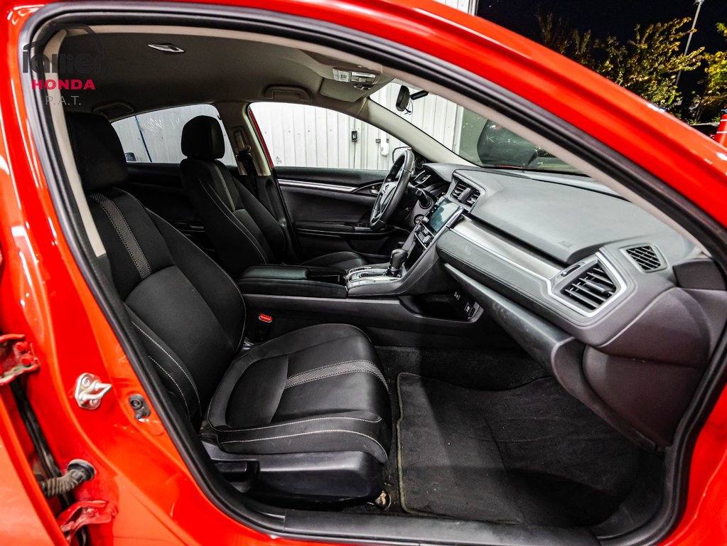 Honda Civic Sedan LX 2019 à , Québec - 17 - w1024h768px