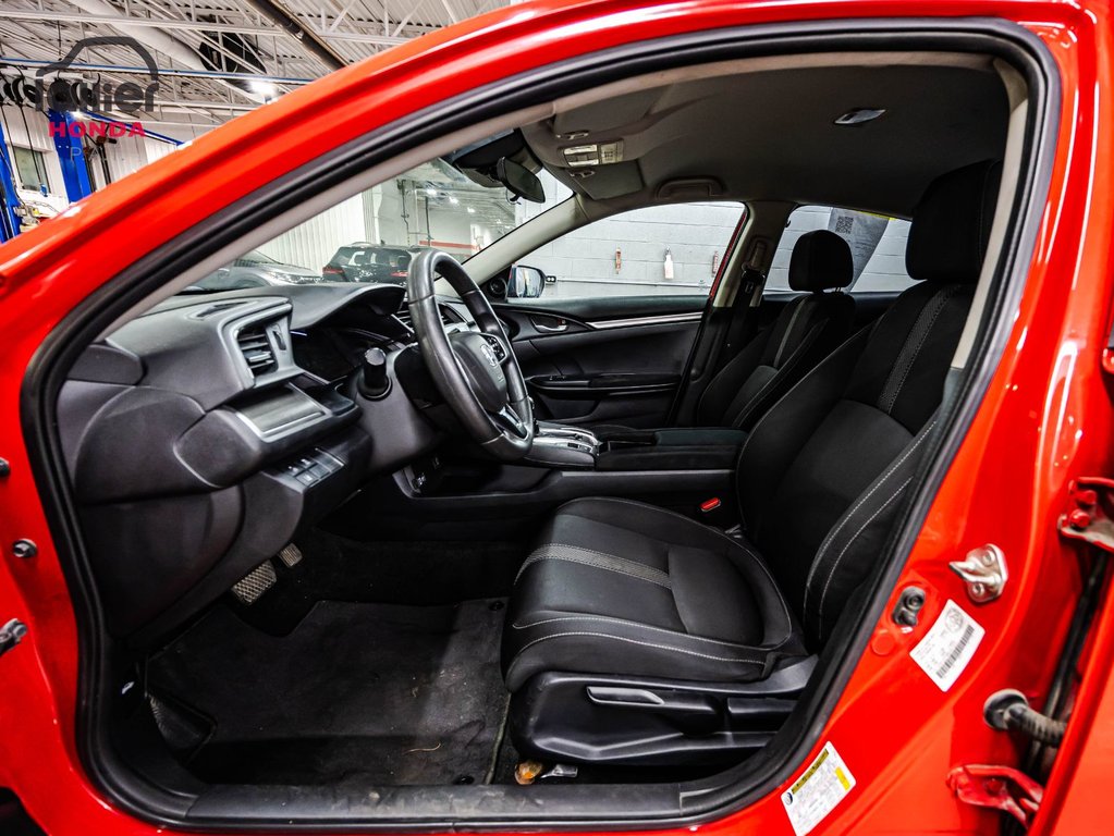 Honda Civic Sedan LX 2019 à , Québec - 18 - w1024h768px