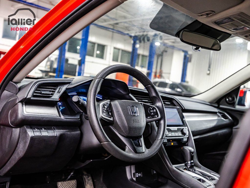 Honda Civic Sedan LX 2019 à , Québec - 19 - w1024h768px