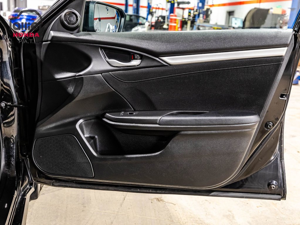 Honda Civic Sedan Sport 2019 à Montréal, Québec - 17 - w1024h768px