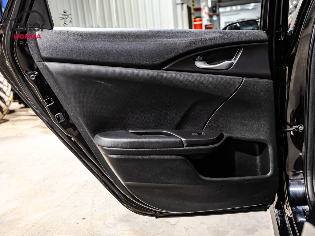 Honda Civic Sedan Sport 2019 à Montréal, Québec - 13 - w1024h768px