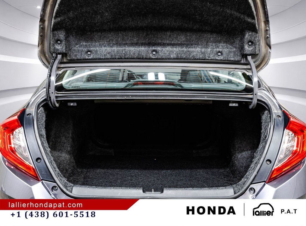 2019 Honda Civic Sedan LX in Montreal, Quebec - 15 - w1024h768px