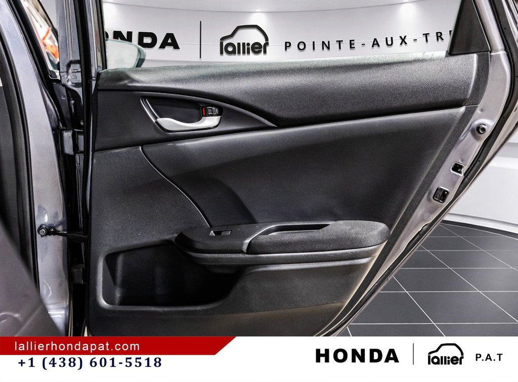 2019 Honda Civic Sedan LX in Montreal, Quebec - 13 - w1024h768px