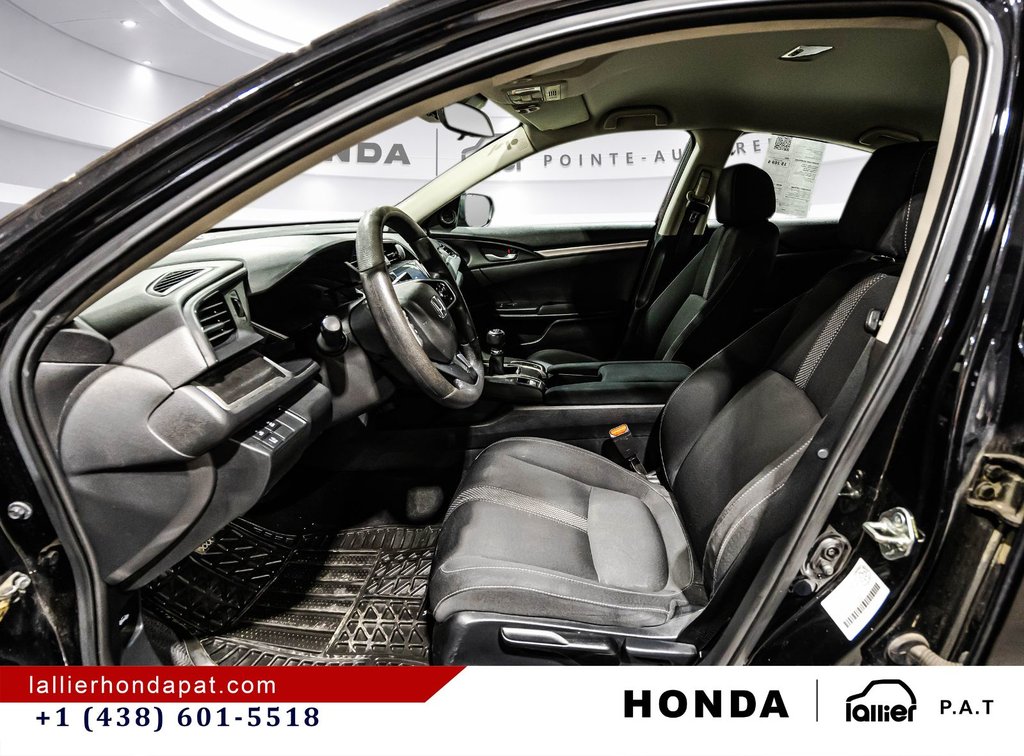 2019 Honda Civic Sedan LX in Montréal, Quebec - 17 - w1024h768px