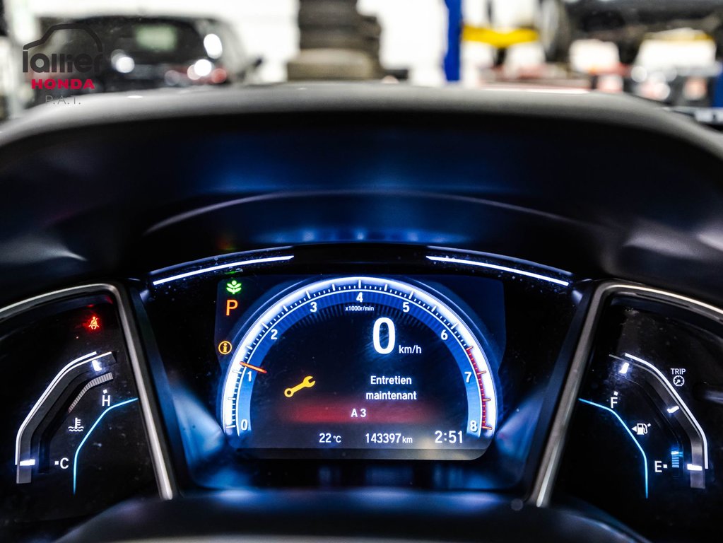 Honda Civic Sedan Touring excellente condition 2020 à , Québec - 24 - w1024h768px
