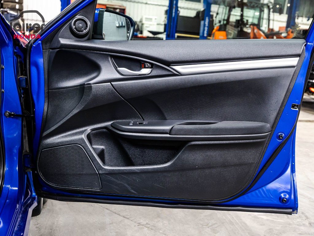 2020 Honda Civic Sedan LX in Montreal, Quebec - 16 - w1024h768px