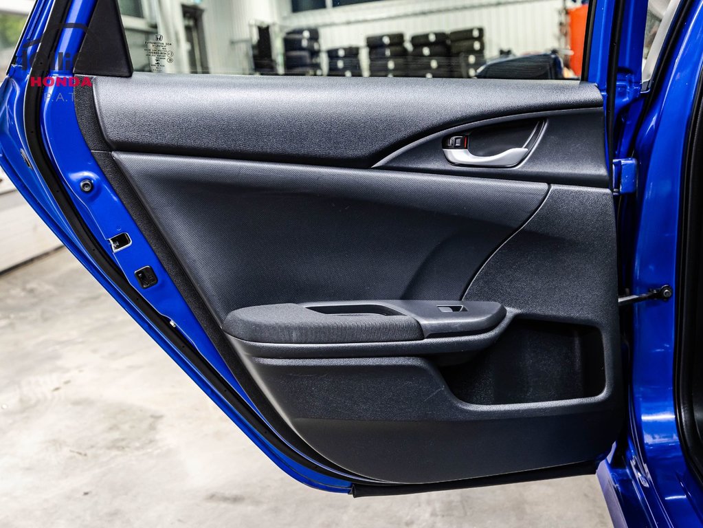 2020 Honda Civic Sedan LX in Montreal, Quebec - 12 - w1024h768px