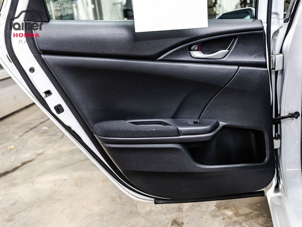 2020 Honda Civic Sedan LX in Montreal, Quebec - 9 - w1024h768px