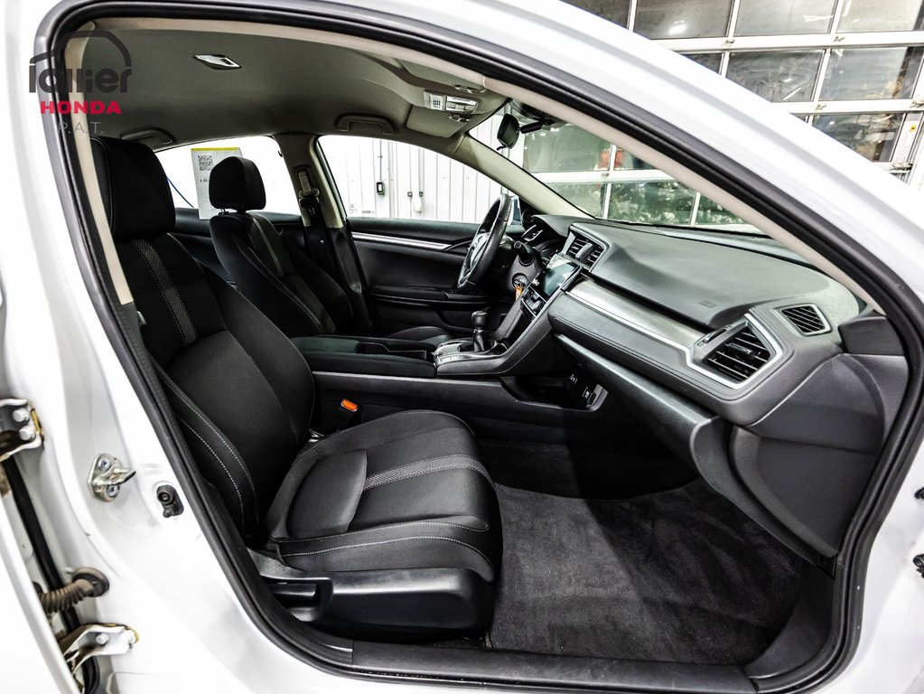 2020 Honda Civic Sedan LX in Montreal, Quebec - 14 - w1024h768px